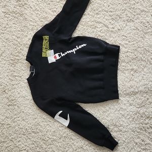 Black Champion Sweatshirt